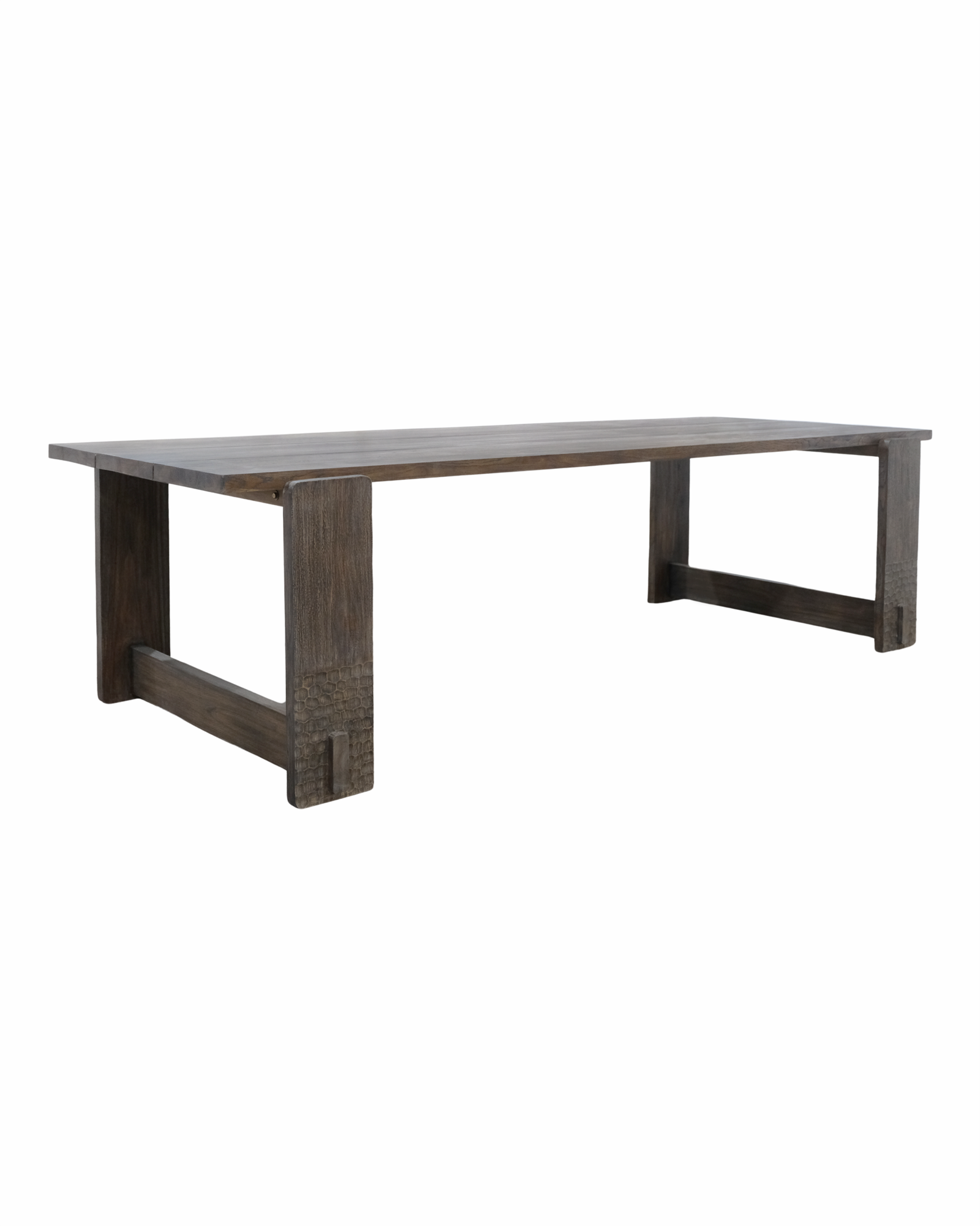 OVIMUS DINING TABLE